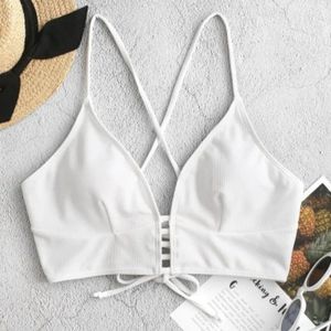 White bikini top size XL NWT